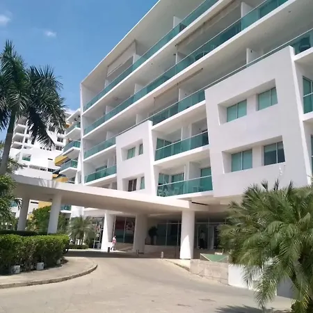 Amplio De 3 Alcobas Edificio Primera Linea De Playa Apartment Cartagena
