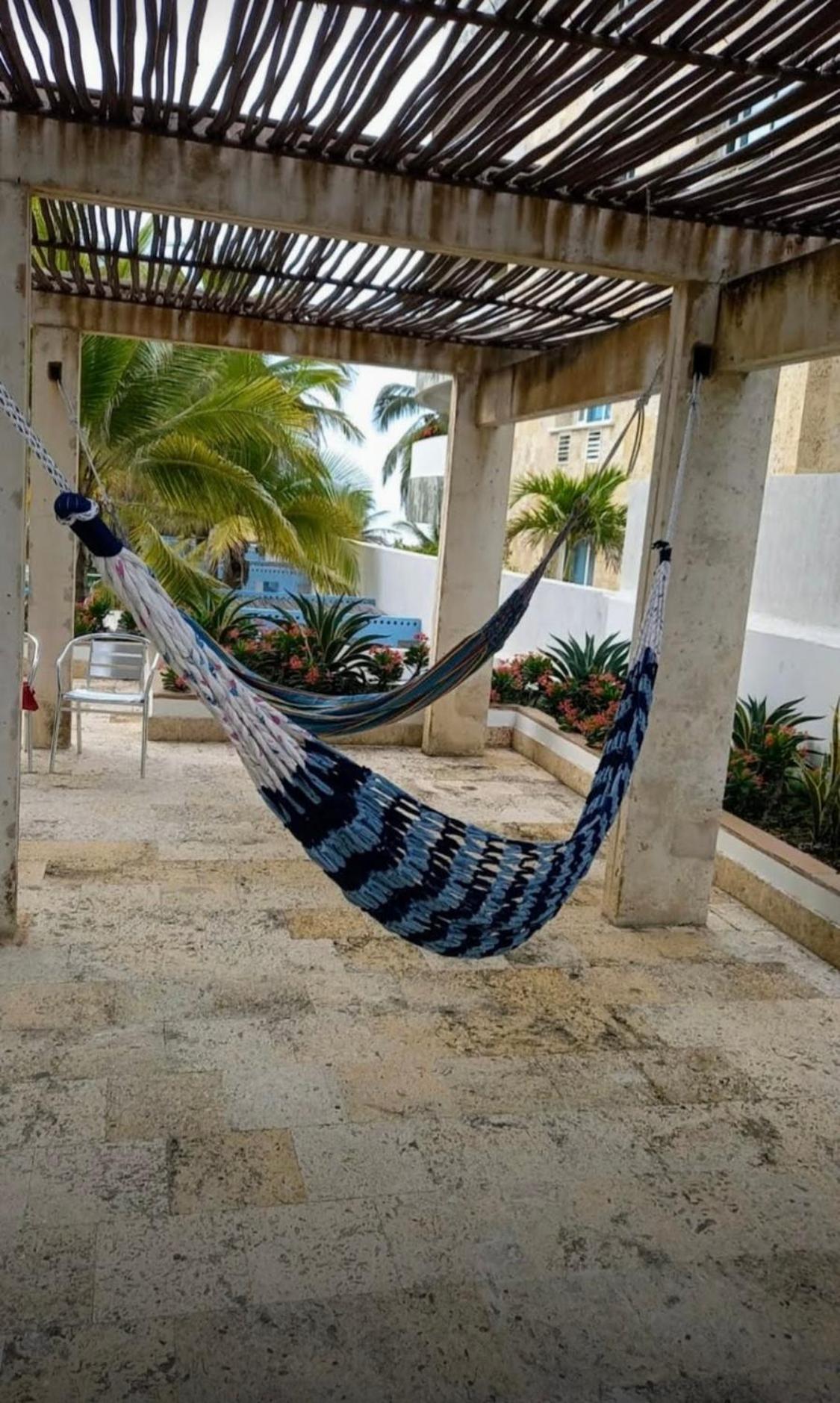 Apartamento Amplio De 3 Alcobas Edificio Primera Linea De Playa